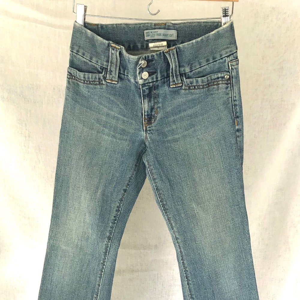 Gap Curvy Low Rise Boot Cut Jeans